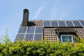 Costs of Solar Roofing Maintenance